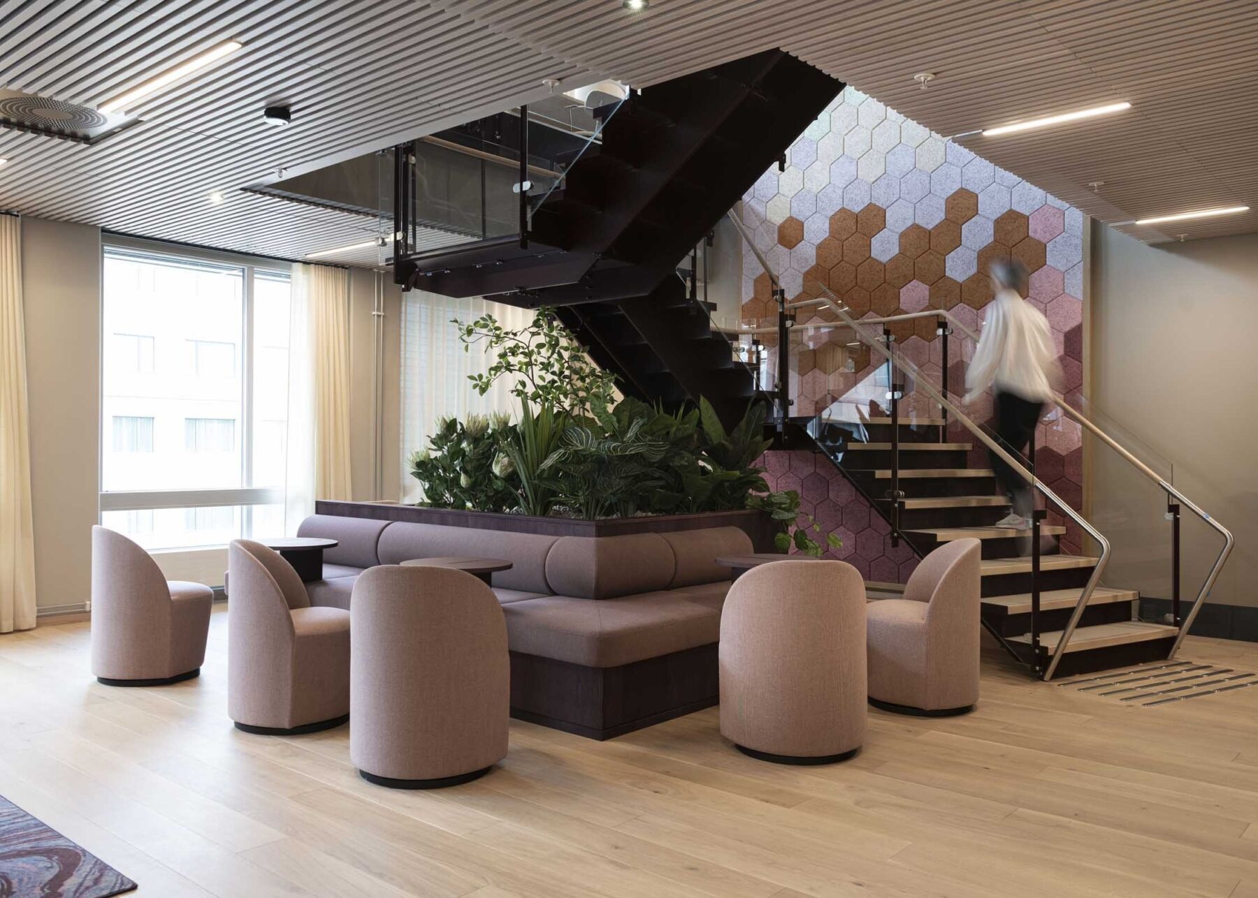 KPMG – Zinc